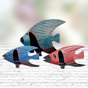 Colorful Hand Painted Wooden Fish Figurines Tabletop Tropical Decor Set of 3